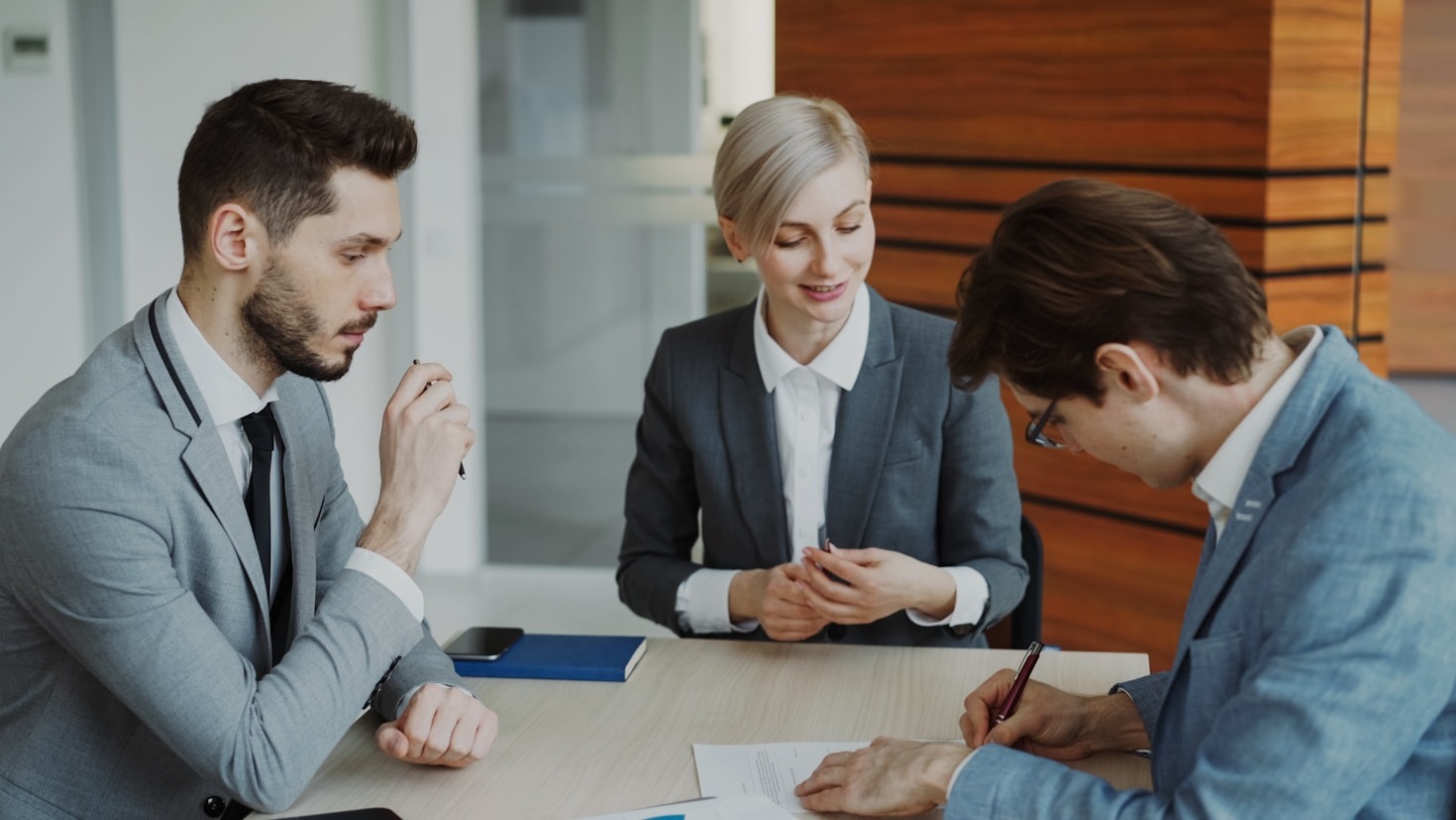 Como escolher o melhor suporte jurídico empresarial